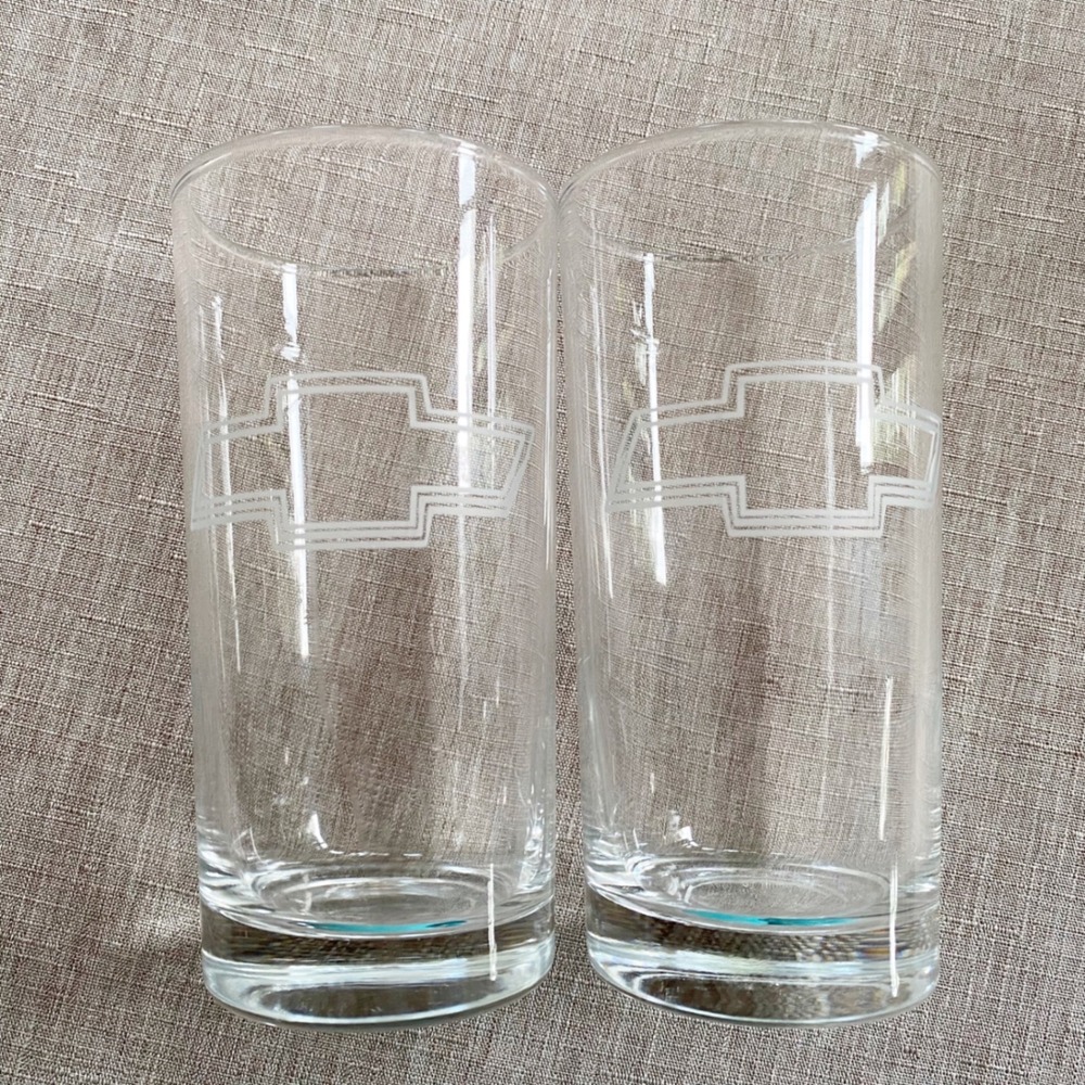 Chevrolet Etched Bowtie Logo Highball Drinking Glass Set 2 Clear Glass Vintage